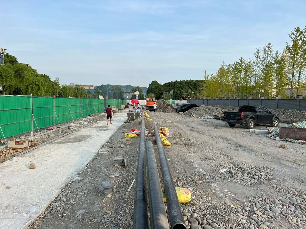 市政工程中的關(guān)鍵技術(shù) 水平定向鉆與頂管施工